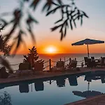 Sunset View * Áyios Nikítas